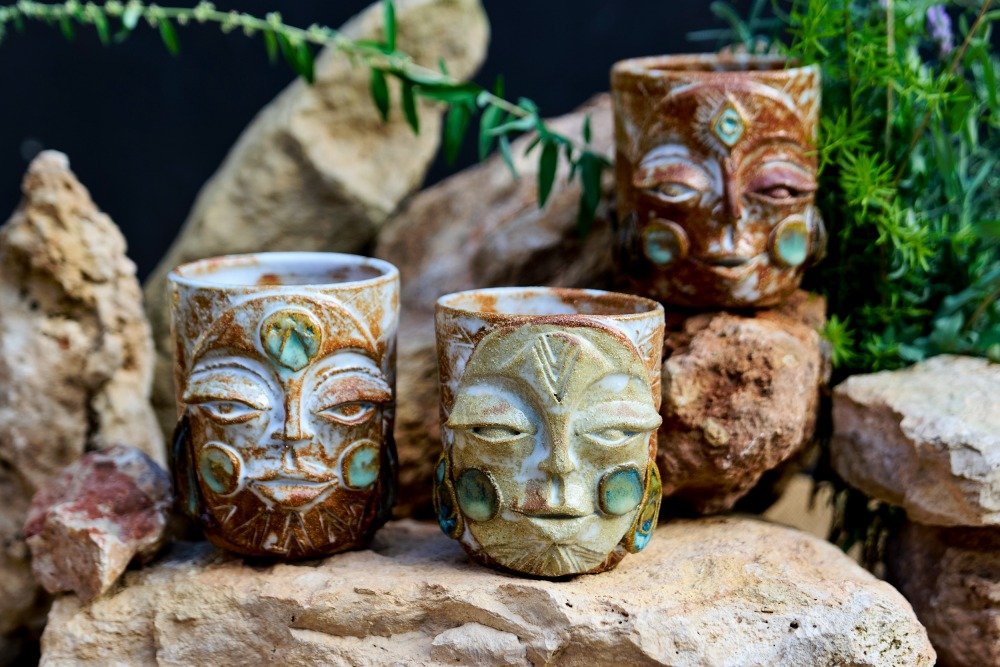 #Arteencerámica #objetosmágicos #objetosmágicoscerámica #ceramicaartesanal #ventadecerámicas #ceramicaterracota #ceramicaritual #alfareriaarte #almacerámicas #objetosrituales #objetoscerámica