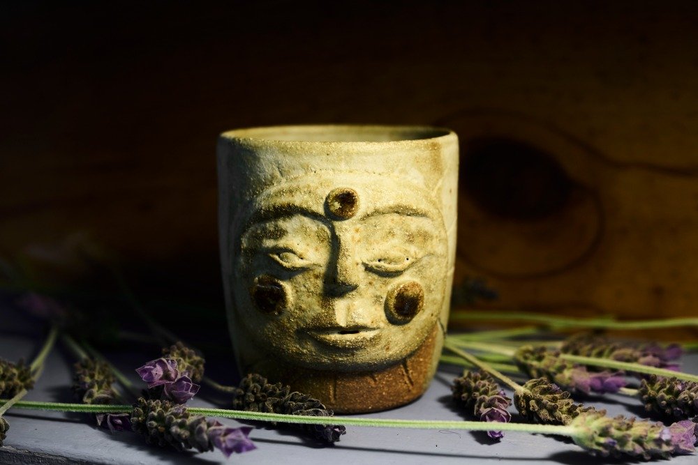 #Arteencerámica #objetosmágicos #objetosmágicoscerámica #ceramicaartesanal #ventadecerámicas #ceramicaterracota #ceramicaritual #alfareriaarte #almacerámicas #objetosrituales #objetoscerámica